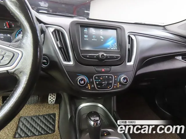 Chevrolet Malibu 2017 thumb 10