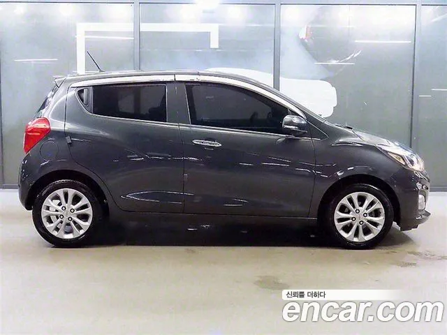 Chevrolet Spark 2020 thumb 3