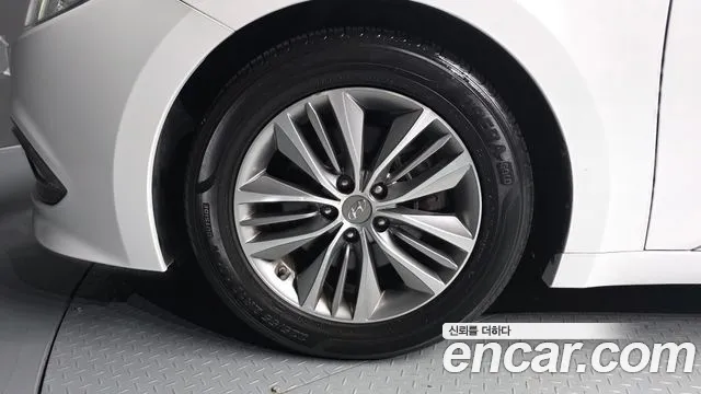 Hyundai Grandeur 2016 thumb 5