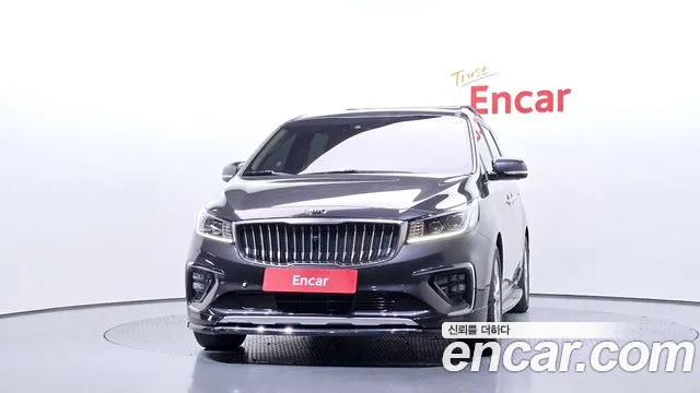Kia Carnival 2018 thumb 3