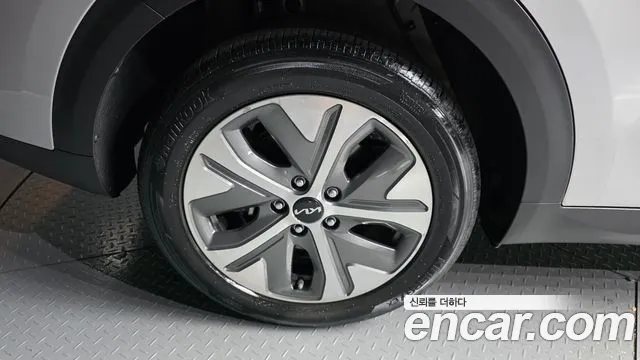 Kia Niro 2022 thumb 5