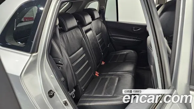 Renault QM5 2013 thumb 11
