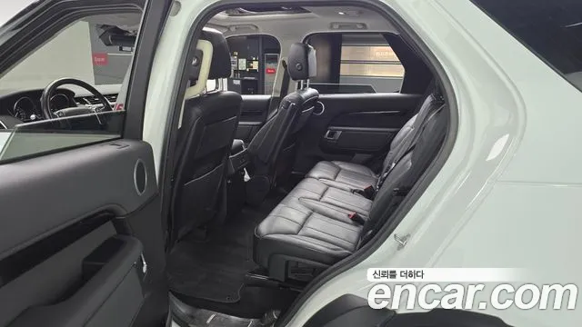 Land Rover Discovery 2018 thumb 11