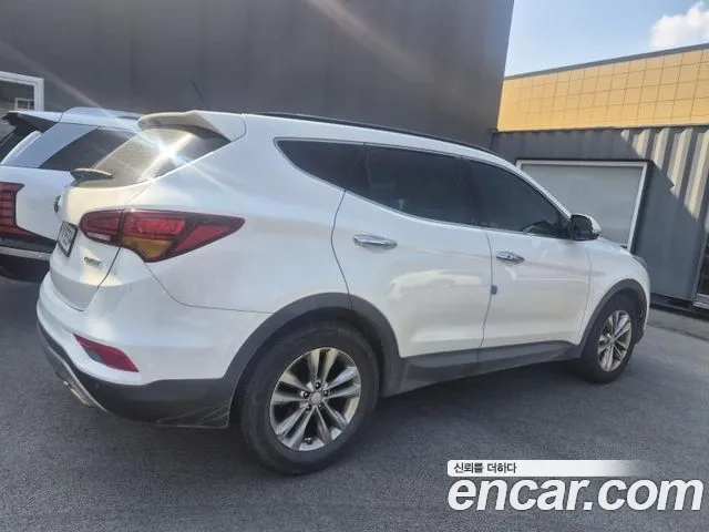 Hyundai Santa Fe 2016 thumb 2