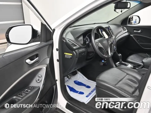 Hyundai Santa Fe 2016 thumb 12