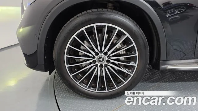 Mercedes-Benz GLC 2024 thumb 5