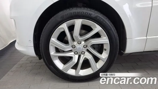 Land Rover Range Rover Sport 2018 thumb 5