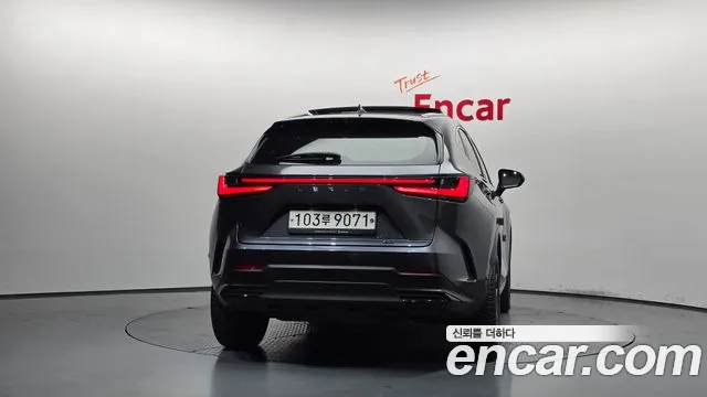 Lexus NX 2023 thumb 4