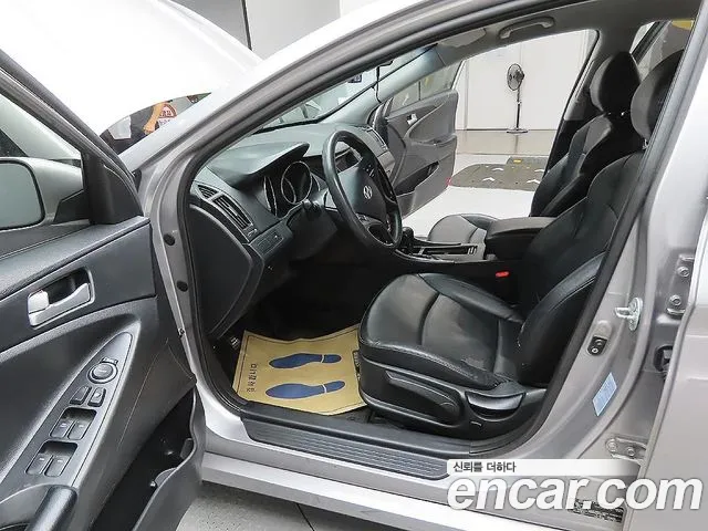 Hyundai Sonata 2010 thumb 7