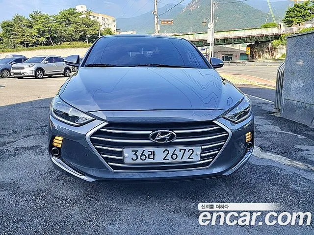 Hyundai Avante 2017 thumb 3