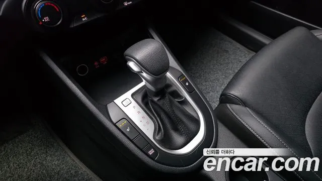 Kia K3 2019 thumb 9