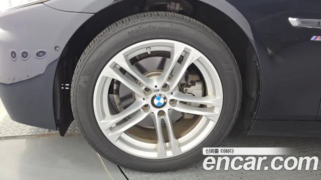 BMW 5 серии 2016 thumb 5