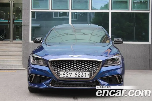 Genesis G80 2017 thumb 2