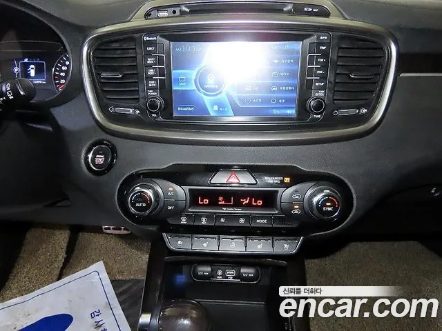 Kia Sorento 2016 thumb 12