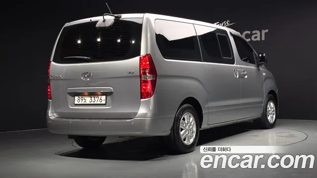 Hyundai Starex 2018 thumb 2