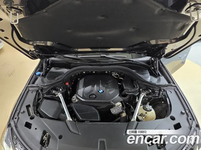 BMW Gran Turismo 2024 thumb 8