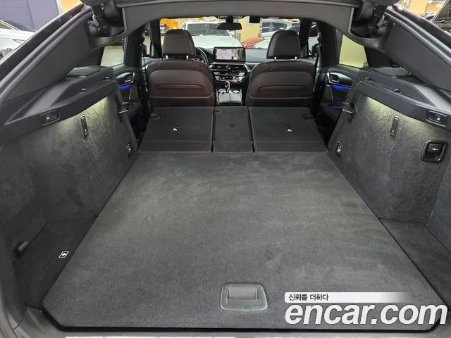 BMW Gran Turismo 2024 thumb 10