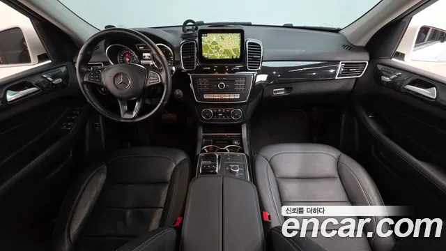 Mercedes-Benz GLE 2016 thumb 7