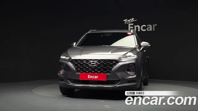 Hyundai Santa Fe 2018 thumb 3