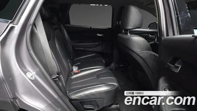 Hyundai Santa Fe 2018 thumb 12