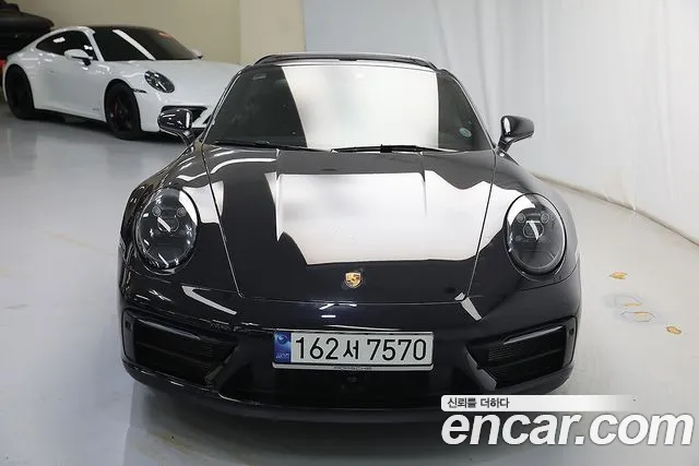 Porsche 911 2023 thumb 12