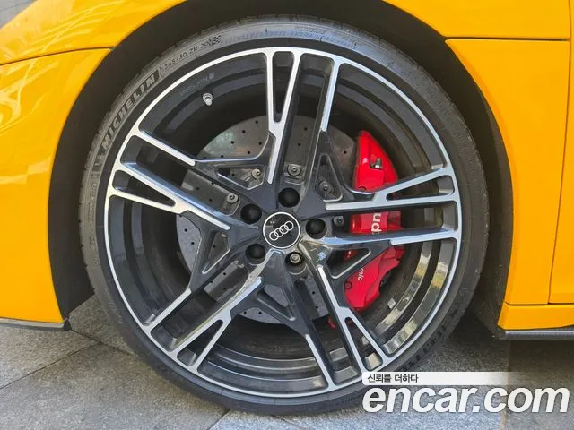 Audi R8 2021 thumb 6