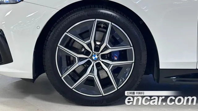 BMW 5 серии 2024 thumb 5