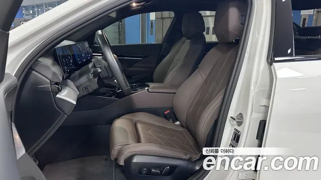 BMW 5 серии 2024 thumb 10