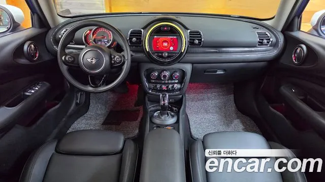 Mini Clubman 2019 thumb 9
