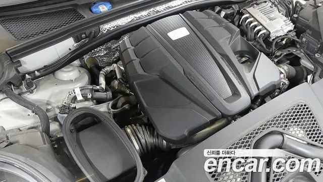 Porsche Macan 2022 thumb 6