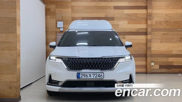 Kia Carnival 2022 thumb 3
