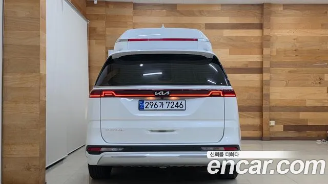 Kia Carnival 2022 thumb 4