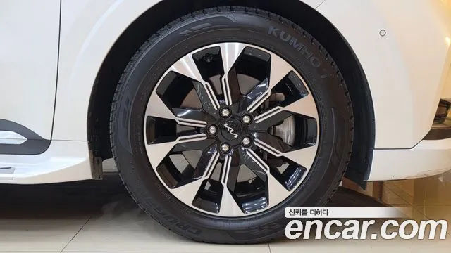 Kia Carnival 2022 thumb 6