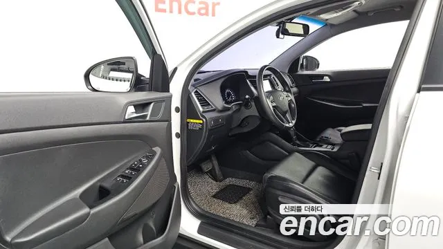 Hyundai Tucson 2015 thumb 9