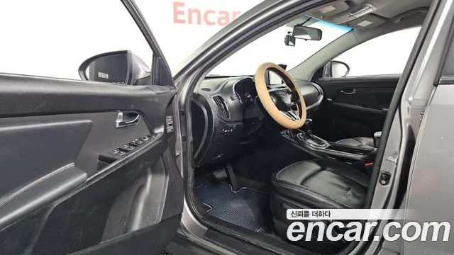 Kia Sportage 2010 thumb 9
