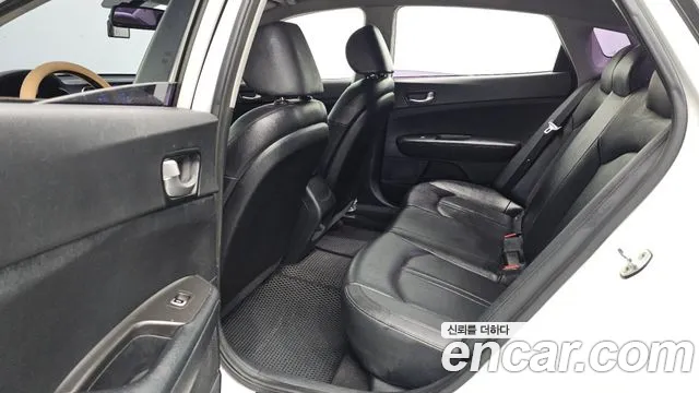 Kia K5 2016 thumb 11