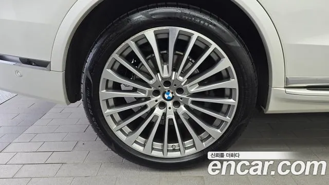BMW X7 2021 thumb 5