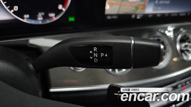 Mercedes-Benz CLS-Class 2018 thumb 9