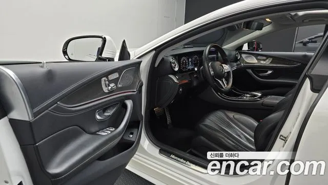 Mercedes-Benz CLS-Class 2018 thumb 10