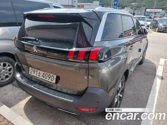 Peugeot 5008 2019 thumb 2