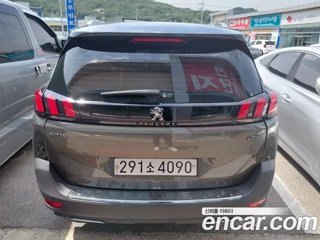 Peugeot 5008 2019 thumb 4