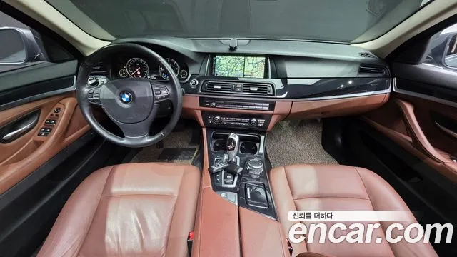 BMW 5 серии 2015 thumb 7