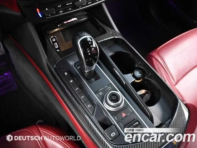 Maserati Levante 2017 thumb 9