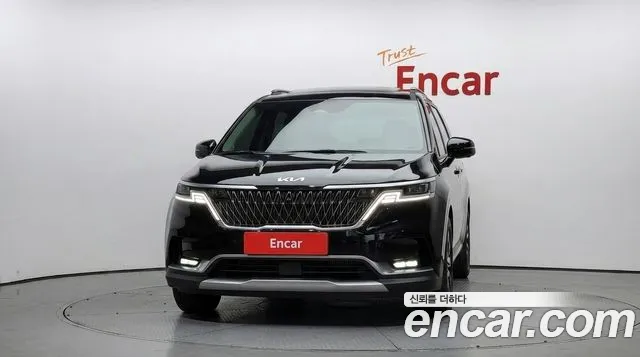 Kia Carnival 2021 thumb 3