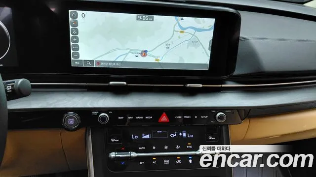 Kia Carnival 2021 thumb 12