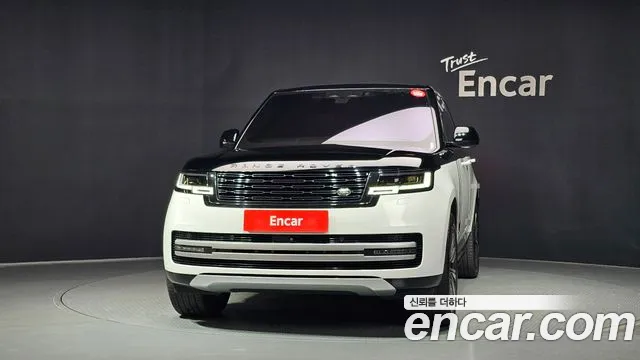 Land Rover Range Rover 2023 thumb 3