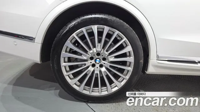 BMW X7 2021 thumb 5