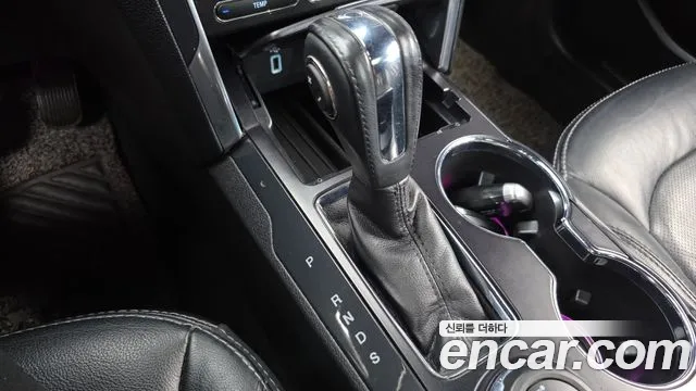 Ford Explorer 2019 thumb 9