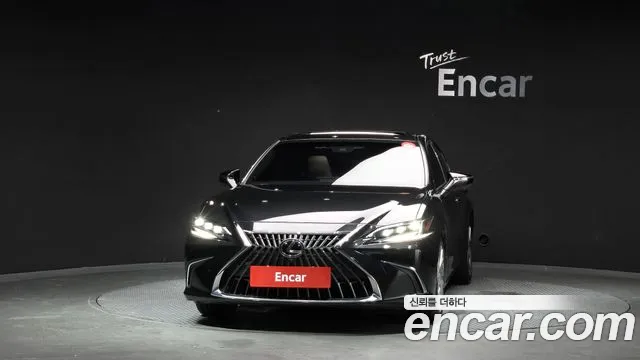 Lexus ES 2023 thumb 3