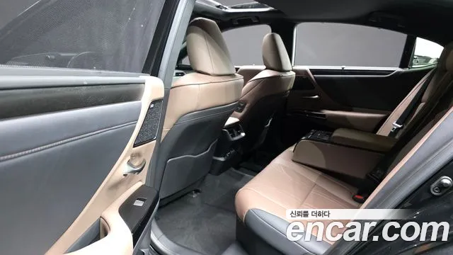 Lexus ES 2023 thumb 11